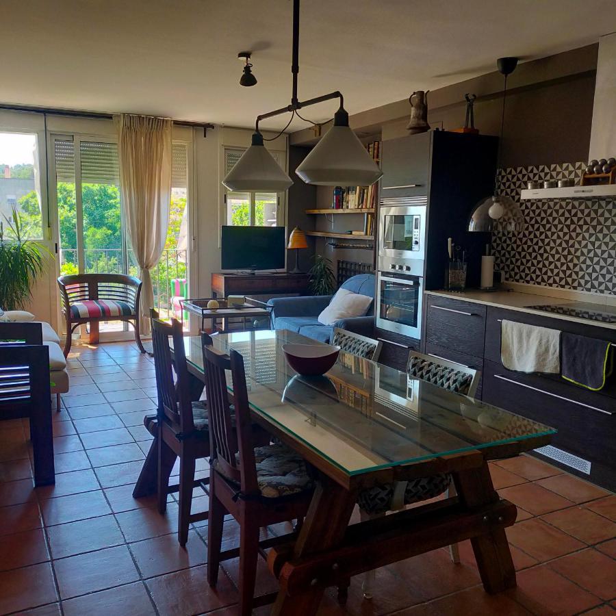 Una Parada A L'Anoia En Apartamento Compartido Lägenhet Capellades Exteriör bild